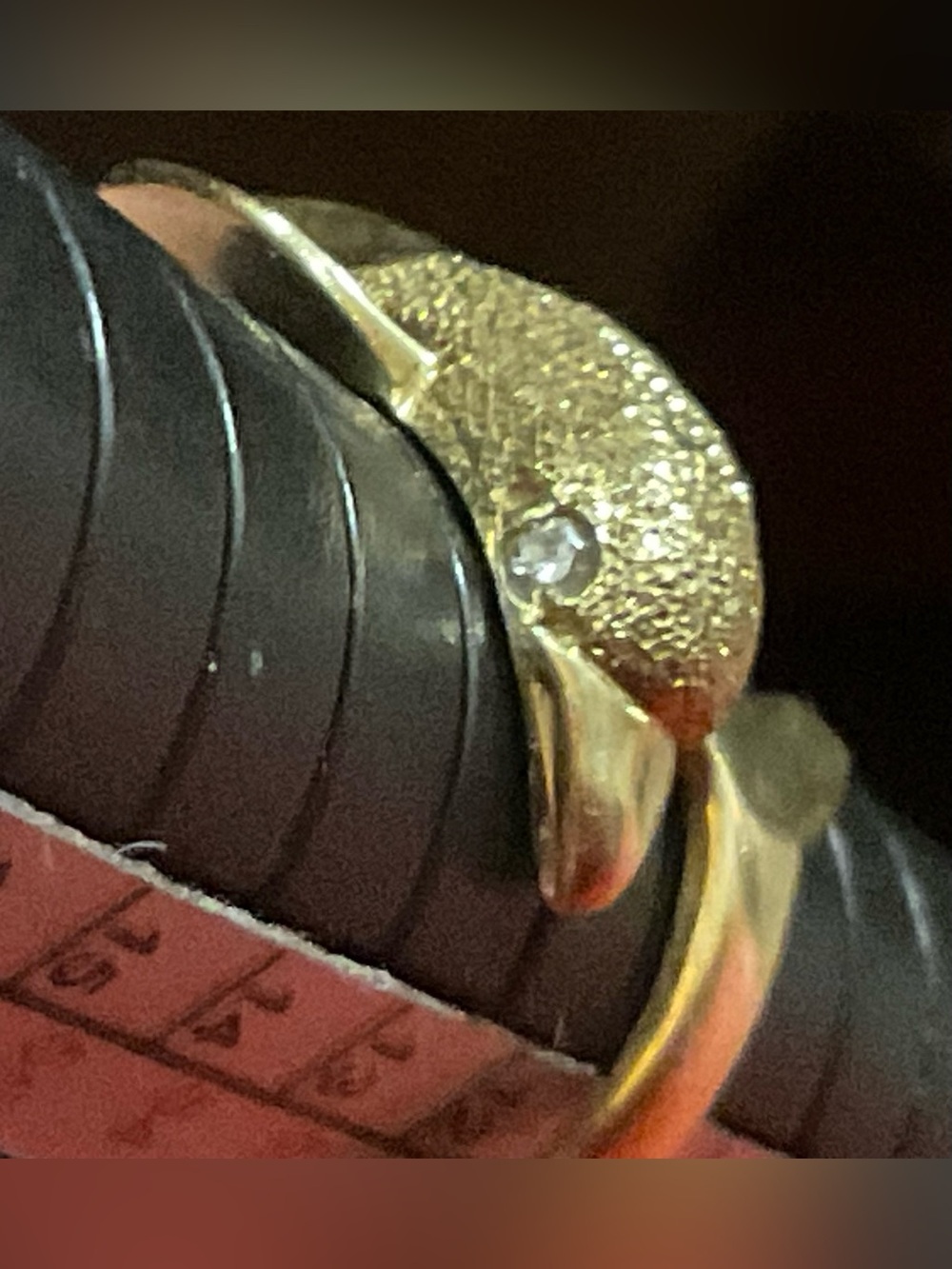 Beverly Hills Gold: 14k. Wrap around dolphin ring with diamond eyes size six (6) - Picture 2 of 6